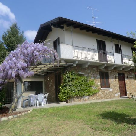 Вилла Casale Cadeloro Nebbiuno Экстерьер фото