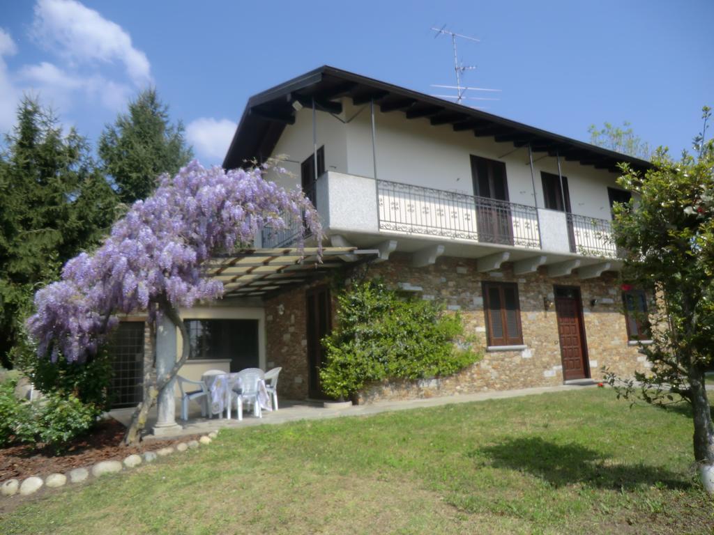 Вилла Casale Cadeloro Nebbiuno Экстерьер фото